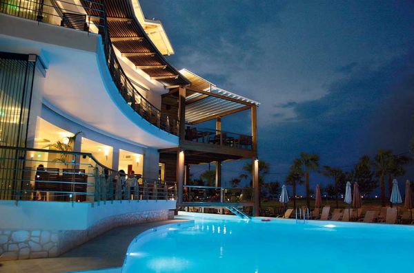 Почивка в Гърция, Хотел COSMOPOLITAN HOTEL 4*