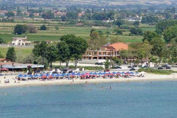 Почивка в Гърция, Хотел GIANNOULIS HOTEL 3*