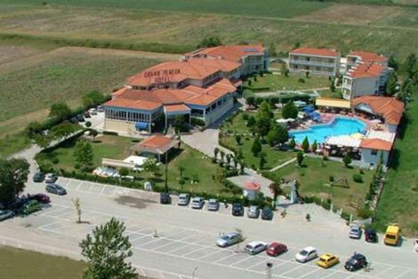 Почивка в Гърция, GRAND PLATON 4*