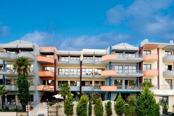 Почивка в Гърция, Хотел MEDITERRANEAN RESORT 4*