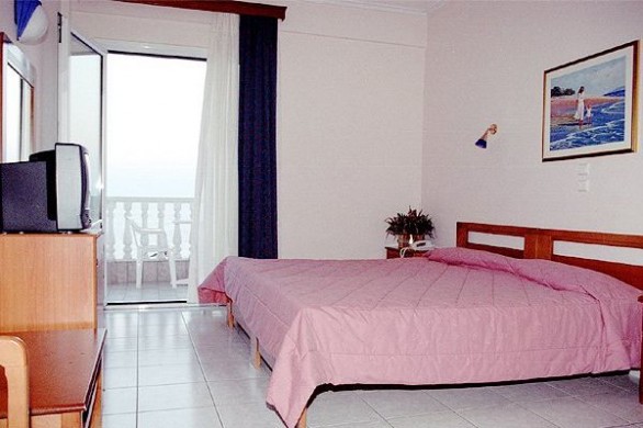 Хотел IONI HOTEL 3*