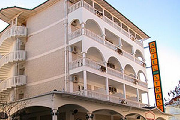 Почивка в Гърция, Хотел STRASS HOTEL 3*