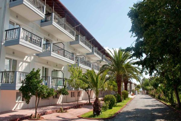 Почивка в Гърция, Хотел SUN BEACH PLATAMONAS 3*